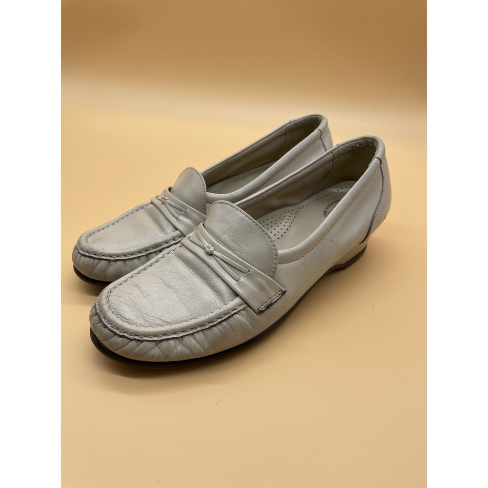 SAS Womens Penny Loafers Size 8 N Taupe Leather Comfort Slip On‎ Casual Shoes